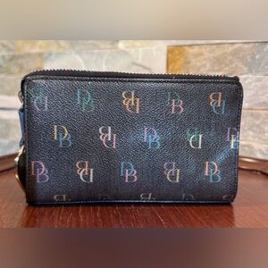 Dooney & Bourke Sm Coin Pouch Wallet Logo Rainbow Zipper Pink Heart Charm EUC